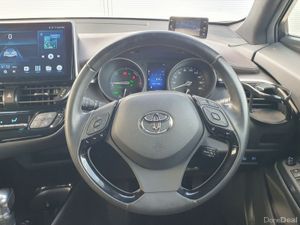 Toyota C-HR 1.8 Hybrid G Spec - Image 4