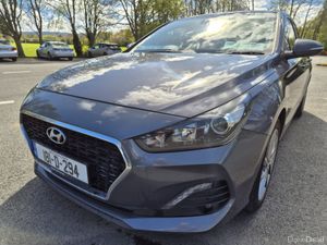 Stunning Hyundai i30 2018 comes with 2 years NCT - Image 3