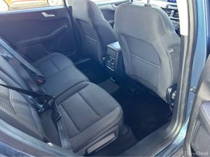 Ford Kuga TITANIUM 5DR 1.5 TD 120 S6.2 M6 F - Image 3