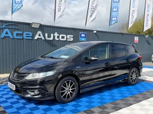 Honda Jade 1.5 PETROL HYBRID - 6 SEATS - AUTO - 12 - Image 3