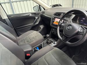 Volkswagen Tiguan 192 R-Line Pan Roof - Image 4