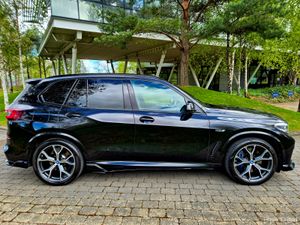 231 BMW X5 45e X Drive M Sport ULTIMATE - Image 2