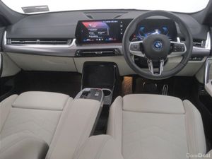 BMW iX2 eDrive20 M Sport - Image 4