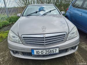 Mercedes-Benz C-Class 2010 petrol ⛽️ €2555 - Image 3