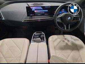BMW iX xDrive40 M Sport - Image 4