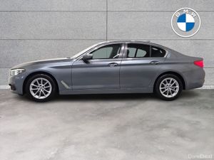BMW 5-Series 520d SE Saloon - Image 4