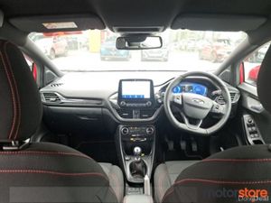 Ford Puma 1.0L EcoBoost Hybrid 155PS Titanium - Image 4