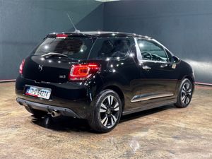 Citroen DS 3 MANUAL 1.2 - DIAMOND CUT ALLOY WHEELS - Image 4