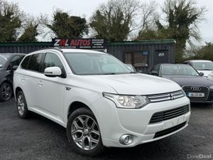 15 Mitsubishi Outlander PHEV - Image 2
