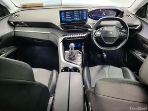 Peugeot 5008 1.5 BlueHDi 130bhp Allure - Image 4