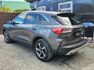 Ford Kuga Titanium 2.5 PHEV - Image 3