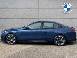 BMW 5-Series 530e M Sport Saloon - Image 4
