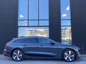 Audi A6 Avant e-tron Avant S-Line Performance 100k - Image 4