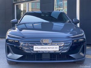 Audi A6 Avant e-tron Avant S-Line Performance 100k - Image 2