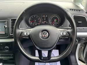 Volkswagen Sharan HIGHLINE 1.4 TSI 7-SEATER AUTO / - Image 4