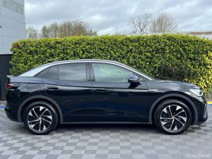 Volkswagen ID.5 PRO BUSINESS 77KWH // REVERSE CAME - Image 2
