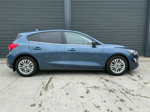 Ford Focus 1.5 TDCI TITANIUM 120PS 5DR - Image 3