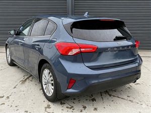 Ford Focus 1.5 TDCI TITANIUM 120PS 5DR - Image 4