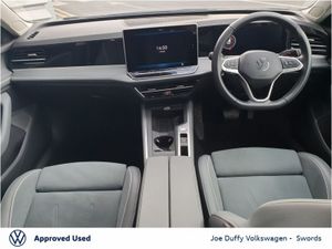 Volkswagen Passat Passat Life Phev S-A  Life  TSi - Image 3