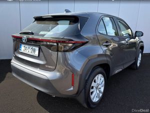 Toyota Yaris Cross LUNA 4DR AUTO - Image 4