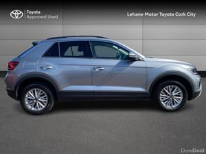 Volkswagen T-Roc LIFE 1.0 TSI MANUAL 6SPEED FWD 11 - Image 3