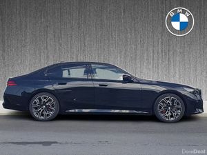 BMW 5-Series 530e M Sport Saloon - Image 3