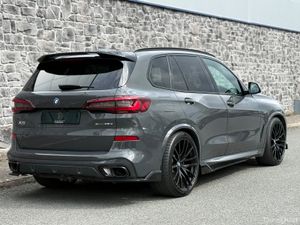 2023 BMW X5 M Sport X-Drive M Performance 45E FSH - Image 2