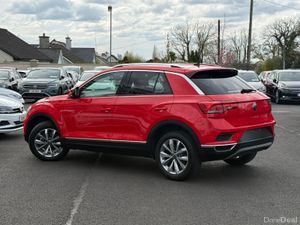 211 VW T-ROC DESIGN  2.0TDI 150BHP AUTOMATIC - Image 3