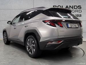 Hyundai Tucson 2WD Executive - Image 3