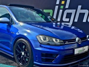 2015 VW Volkswagen Golf R Pan Roof 4 Motion DSG - Image 2