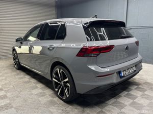 Volkswagen Golf 2.0 TDI LIFE 115PS 5DR - Image 4