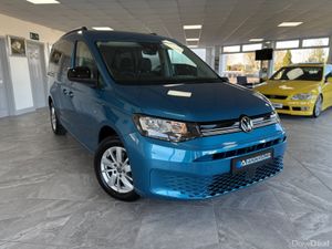 2024 Volkswagen Caddy Maxi Life 7seater automatic - Image 4