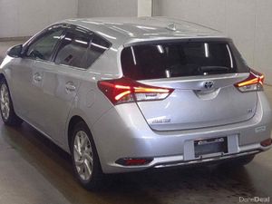 2016 Toyota Auris Hybrid - Image 4