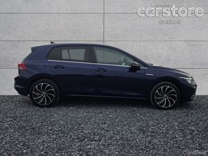 Volkswagen Golf 1.5 eTSI 130HP Style DSG MHEV - Image 2