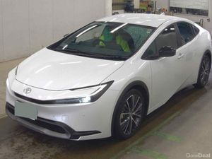 2023 Toyota Prius - Image 2