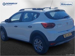 Dacia Sandero Stepway Hatchback Essential - Image 3