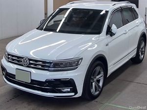 2018 VW Tiguan R-Line 4 Motion - Image 2