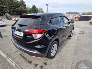 2015 Honda Vezel 1.5L Hybrid Low Miles Fresh Nct - Image 4