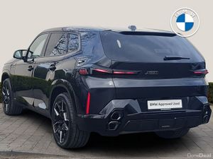 BMW XM 50e - Image 2