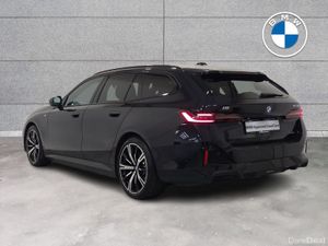 BMW i5 eDrive40 M Sport Pro Touring - Image 3