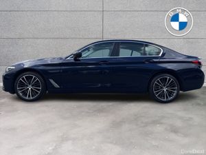BMW 5-Series 520d SE Saloon - Image 4
