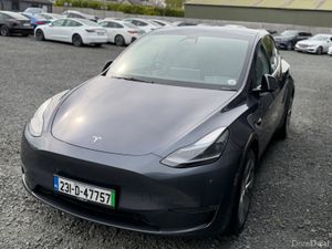 231 Tesla Model Y Long Range - Image 3