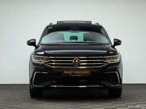 Volkswagen Tiguan R LINE 1.5 TSI 150HP AUTO *PAN R - Image 2