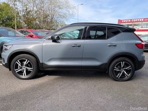 Volvo XC40 1.5 PETROL T3 R-DESIGN - Image 4