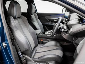 Peugeot 3008 Allure Premium Plus 1.6 PHEV Auto 225 - Image 3