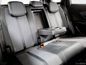 Peugeot 3008 Allure Premium Plus 1.6 PHEV Auto 225 - Image 4