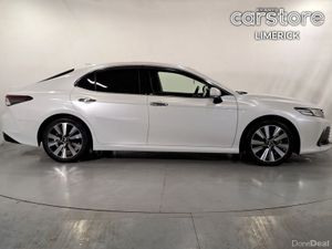 Toyota Camry 2.5 PETROL HYBRID AUTO - Image 2