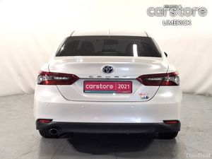 Toyota Camry 2.5 PETROL HYBRID AUTO - Image 4
