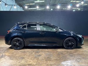 Toyota Corolla HYBRID 1.8 AUTOMATIC - G STYLE - BL - Image 3