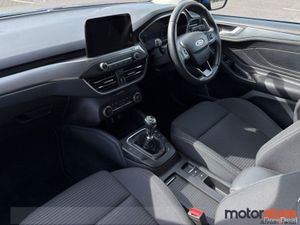 Ford Focus 1.0 Ecoboost 125PS Titanium - Image 3